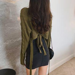Ribbon-back Cropped Knit Sweater