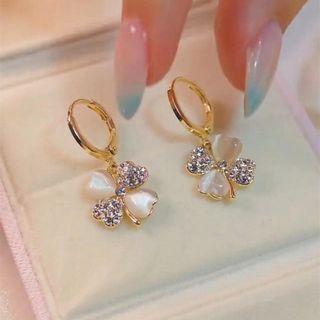 Clover Faux Cat Eye Stone Rhinestone Alloy Dangle Earring 1 Pair - Gold - One Size