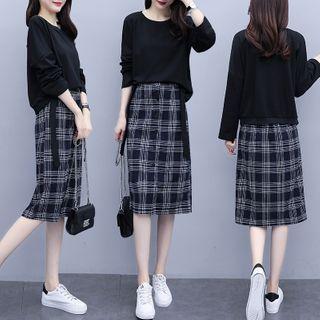 Set: Long-sleeve T-shirt + Plaid A-line Skirt