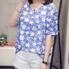 Star Print Short-sleeve V-neck T-shirt