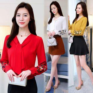 Embroidered Sleeve V-neck Top
