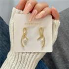 Faux Pearl Knot Stud Clip-on Earring