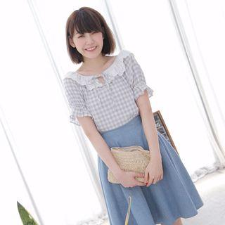Lace-collar Check Top