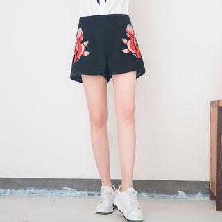 Goldfish Embroidered Wide Leg Shorts