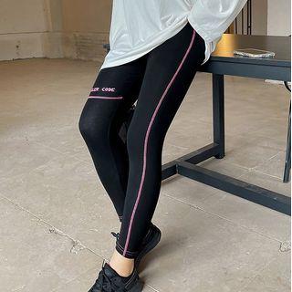 Lettering Contrast Stitching Leggings