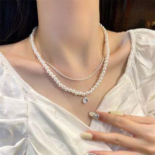 Rhinestone Pendant Faux Pearl Choker / Alloy Choker