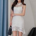 Sleeveless Lace Collared Dress