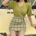 Elbow-sleeve Knit Top / Plaid A-line Skirt