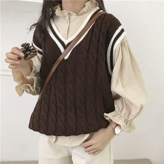 Contrast Trim Cable Knit Vest