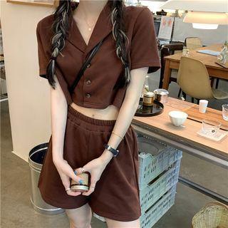Short-sleeve Plain Cropped Top / Plain Shorts