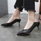 Two-way Pointy Pumps