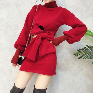 Set: Turtleneck Tie-front Pullover + A-line Skirt