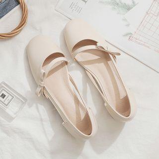 Chunky Heel Bow Dorsay Pumps