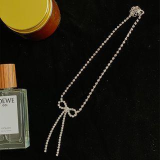 Rhinestone Bow Pendant Choker Bow - Silver - One Size