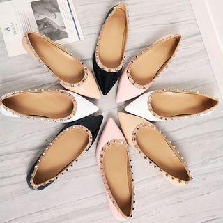 Genuine-leather Pointy-toe Studded Flats
