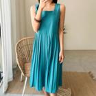 Square-neck Pleated Dress
