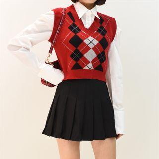 V-neck Two Tone Plaid Knit Vest Red - One Size