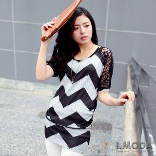 Round-neck Lace Panel Top