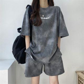 Set: Elbow-sleeve Tie Dye T-shirt + Shorts