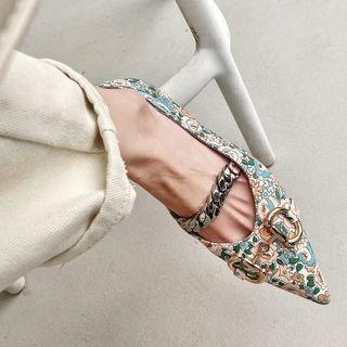 Floral Pointy-toe Chain Flats