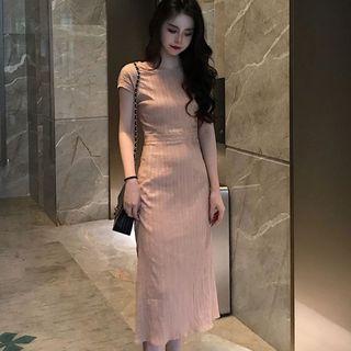 Short Sleeve Slit Hem Midi Dress
