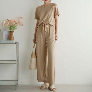 Set: Pleated T-shirt + Tie-waist Pants