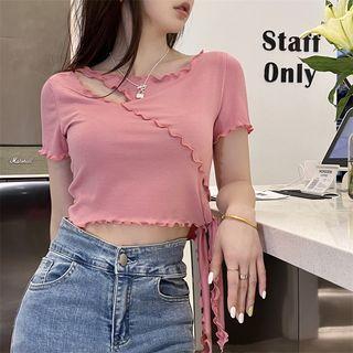 Ruffle Trim Cut-out Cropped T-shirt