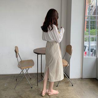 Fly-front H-line Skirt