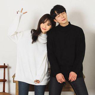 Couple Mock-neck Colored Sweater