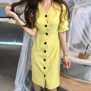 Short-sleeve V-neck Buttoned Sheath Dress