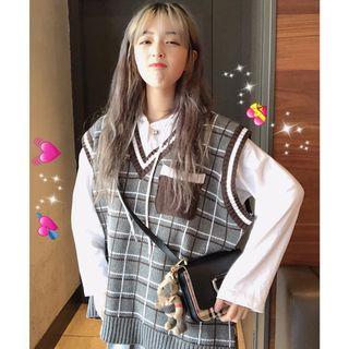 Check V-neck Knit Vest As Shown In Figure - One Size