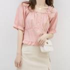Short-sleeve Buttoned-up Blouse