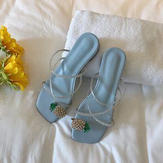 Rhinestone Pineapple Toe-loop Block Heel Slide Sandals