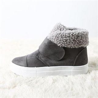 Fleece-lined Fuax-suede Ankle Boots