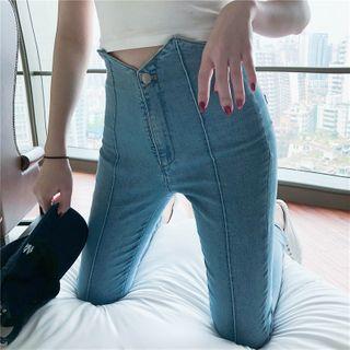 Cropped Skinny Jeans / Oversize Sweater