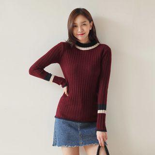 Crew-neck Contrast-trim Rib-knit Top