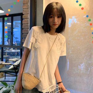 Short-sleeve Flower Applique T-shirt White - One Size
