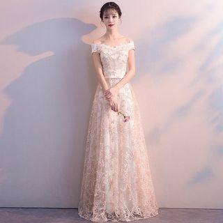 Off-shoulder Applique A-line Evening Gown