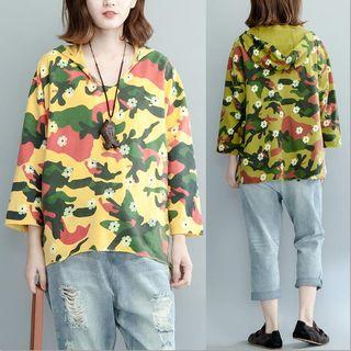 3/4-sleeve Hooded Floral Pullover