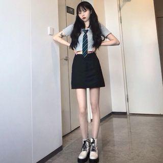 Plain Cropped Top With Tie / High-waist Plain Split A-line Skirt
