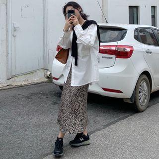 Pocket Detail Blouse / Leopard Print Midi A-line Skirt / Cape