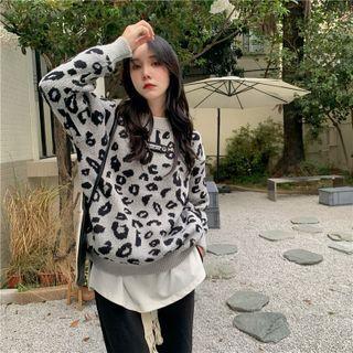 Leopard Print Sweater / T-shirt