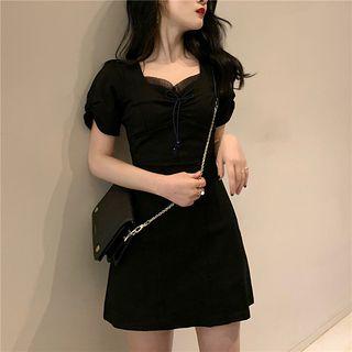 Short-sleeve Mesh Trim Paneled A-line Mini Dress