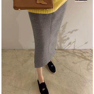 Seam-detail Slit-side Long Skirt