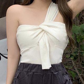 Sleeveless Tied One-shoulder Top