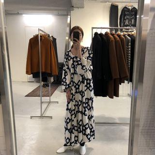 Long-sleeve Chain Print Midi A-line Dress