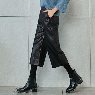 Faux Leather Cropped Straight Leg Pants