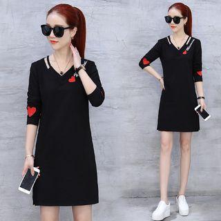 Long-sleeve Heart Detail T-shirt Dress