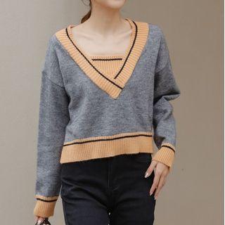 Mock Two-piece Contrast Trim Sweater