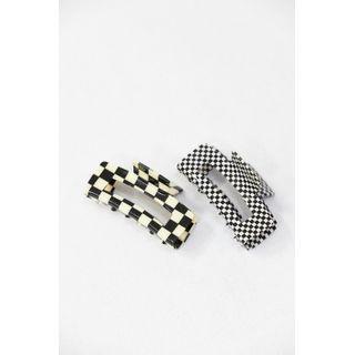 Checked Hair Claw In 2 Types